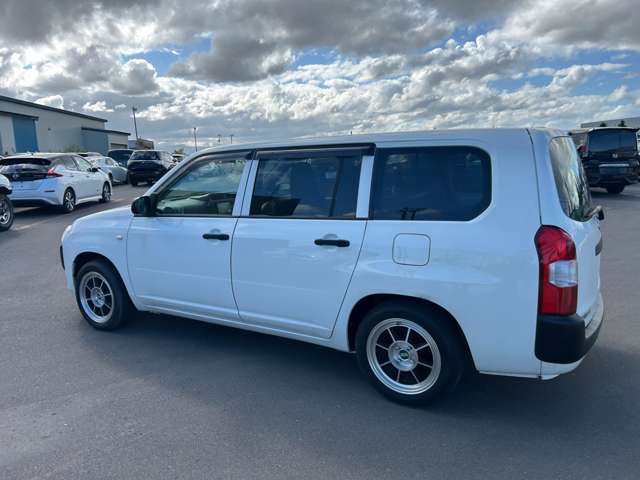 Toyota Probox Van 9