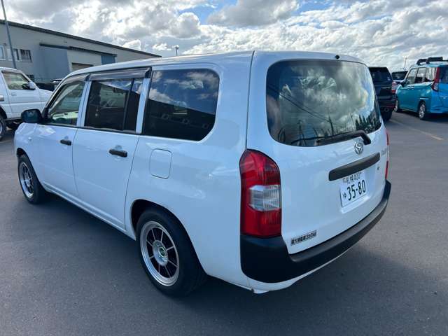 Toyota Probox Van 10