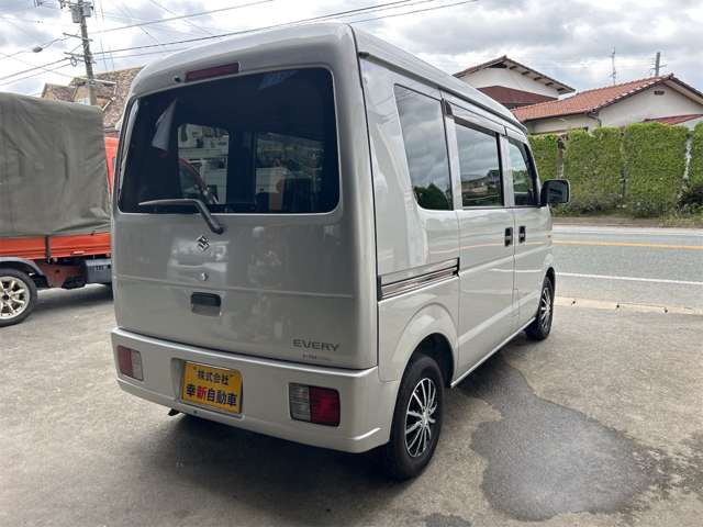 Suzuki Every 8