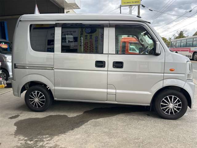 Suzuki Every 9
