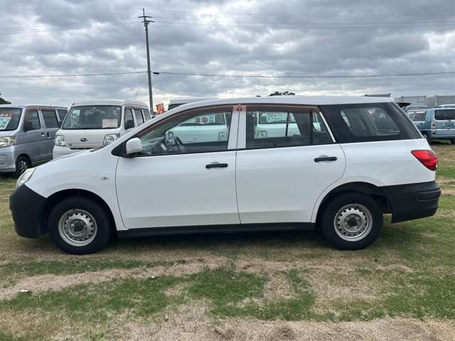 Mitsubishi ランサーカーゴ 5