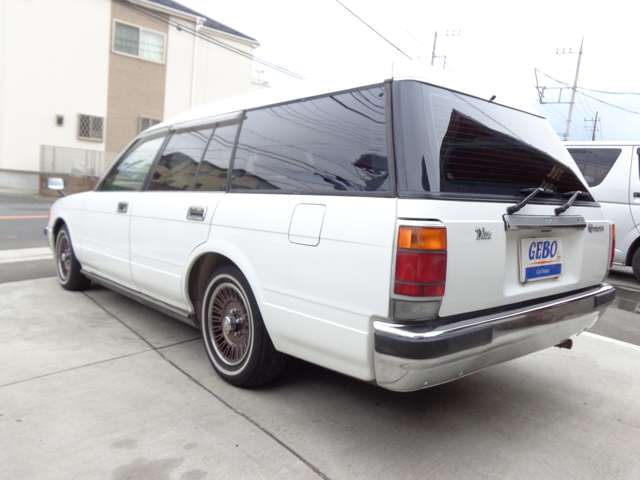 Toyota Crown Van 12