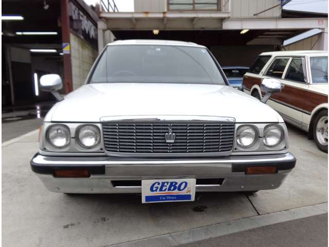 Toyota Crown Van 2