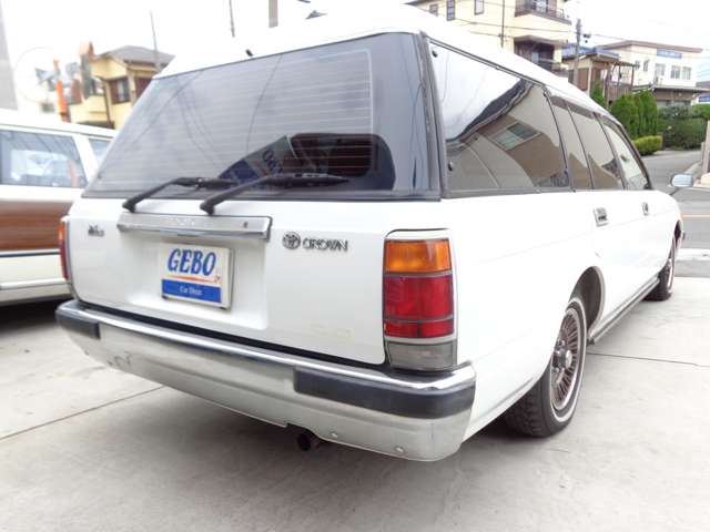 Toyota Crown Van 8