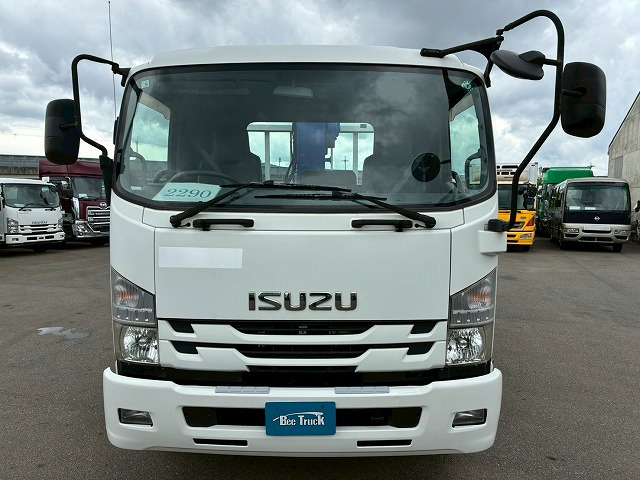 Isuzu Forward 12