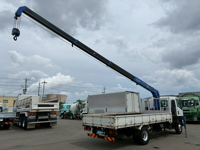 Isuzu Forward 9