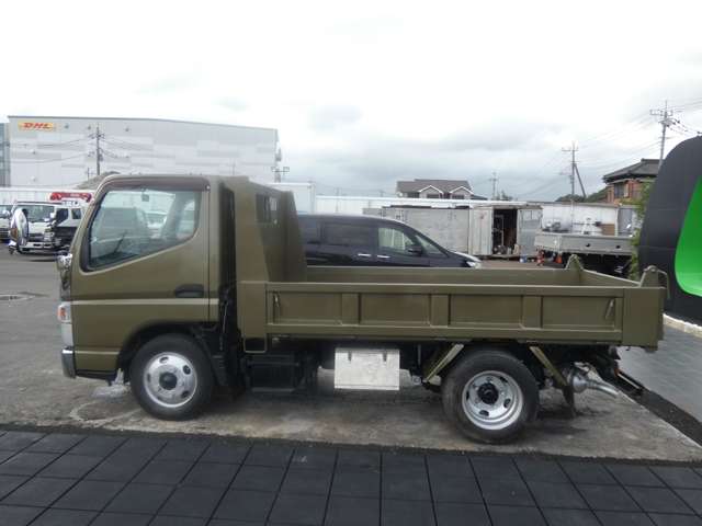 Mitsubishi Fuso Canter 9