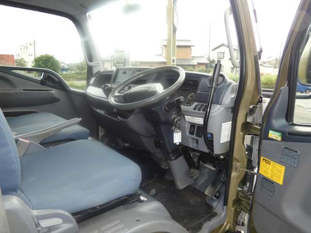 Mitsubishi Fuso Canter 11