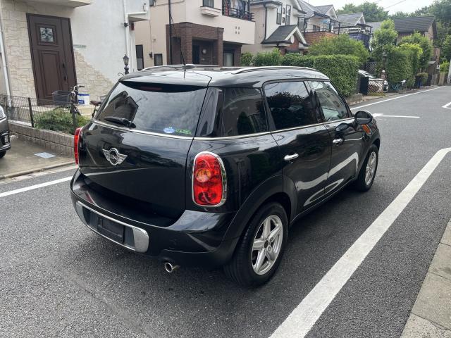 MINI Crossover 11