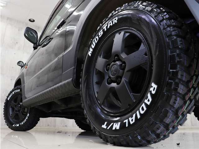 Mitsubishi Pajero Mini 12