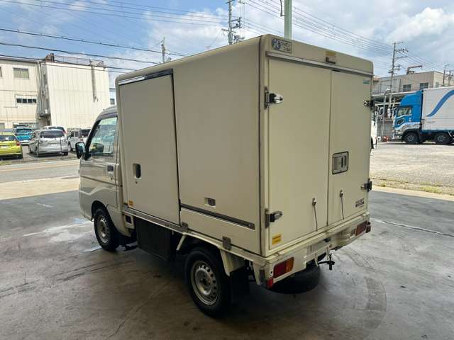 Daihatsu Hijet Truck 5