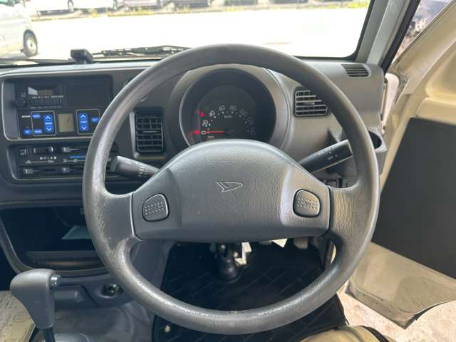 Daihatsu Hijet Truck 9