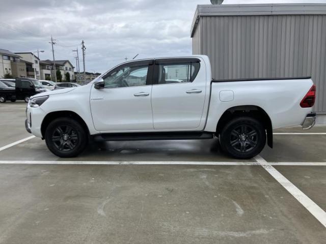 Toyota Hilux 5