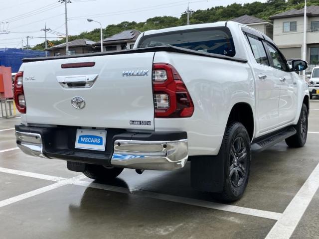 Toyota Hilux 6