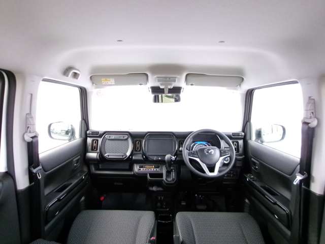 Mazda Flair Crossover 4