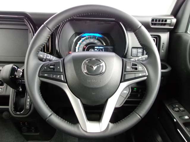 Mazda Flair Crossover 7