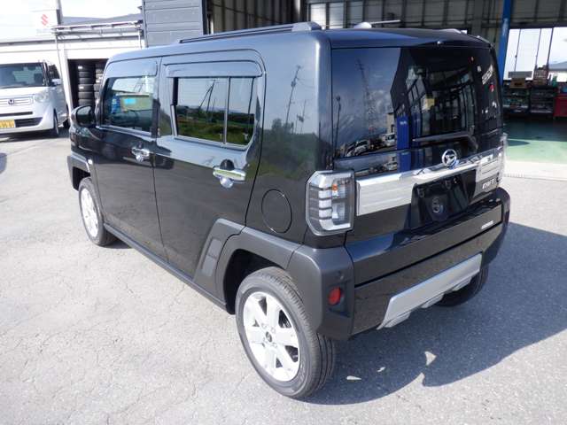 Daihatsu Taft 4