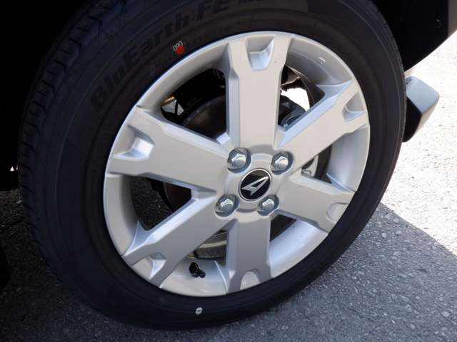 Daihatsu Taft 7