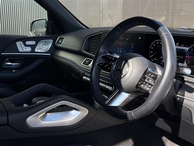 Mercedes-Benz GLE 9