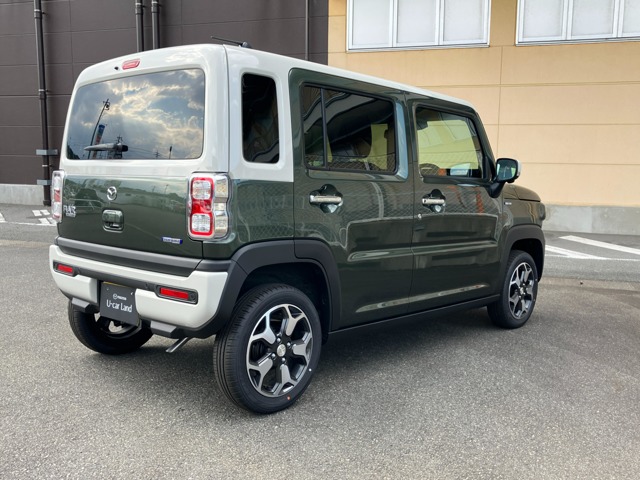 Mazda Flair Crossover 2