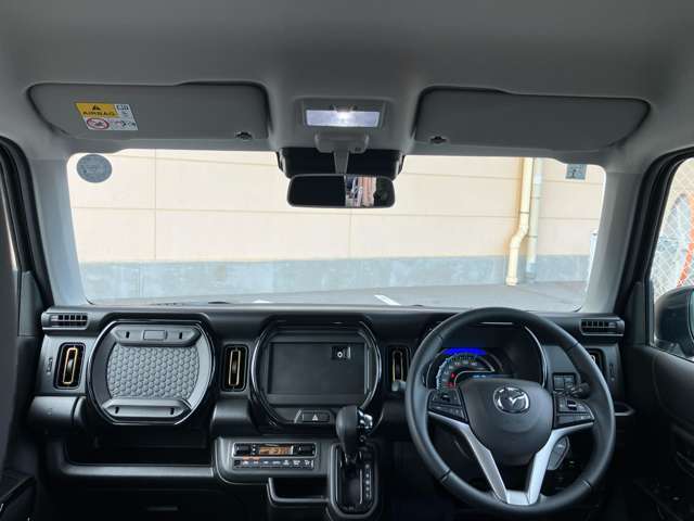 Mazda Flair Crossover 3