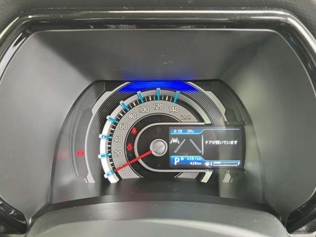 Mazda Flair Crossover 10