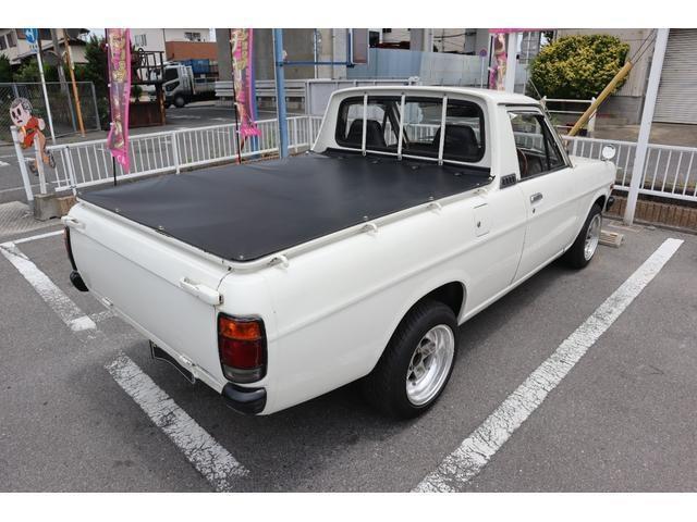 Nissan Sunny Truck 8