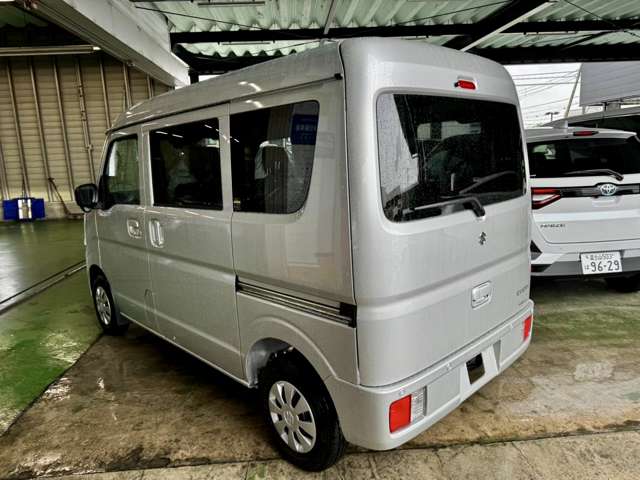 Suzuki Every 5