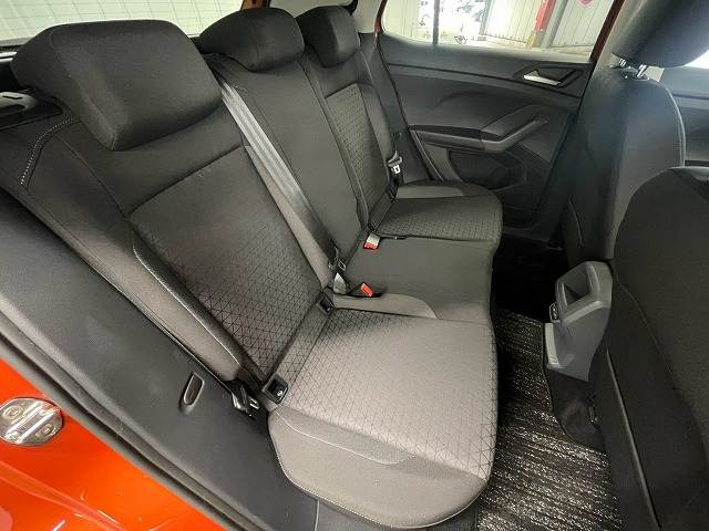 Volkswagen T-Cross 12