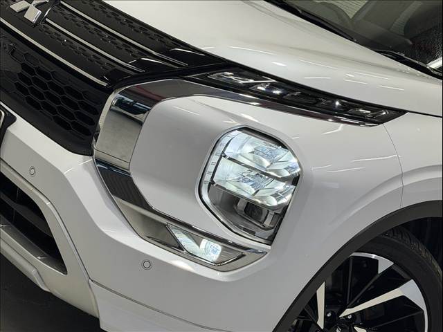 Mitsubishi Outlander 11