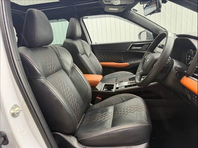 Mitsubishi Outlander 7