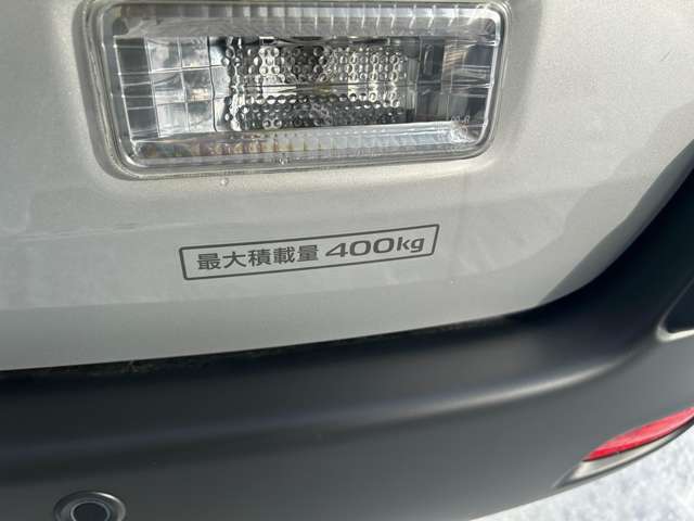 Nissan AD 6