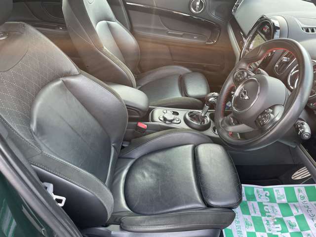 MINI Crossover 11