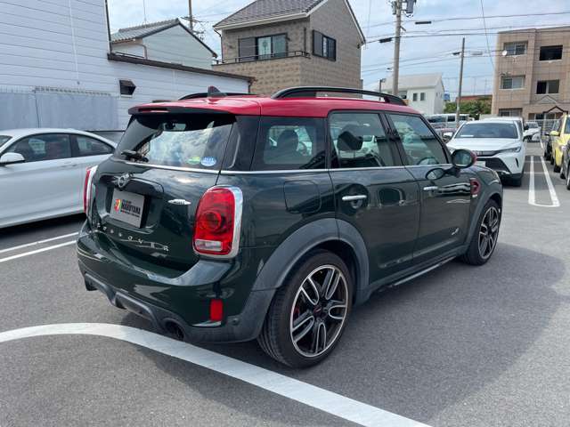 MINI Crossover 9