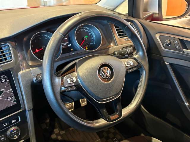 Volkswagen Golf Alltrack 9