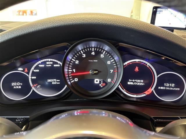 Porsche Cayenne 12