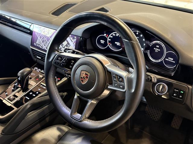 Porsche Cayenne 6