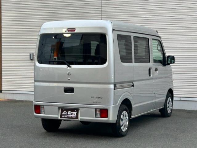 Suzuki Every 8