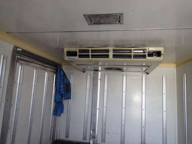 Nissan Vanette 11