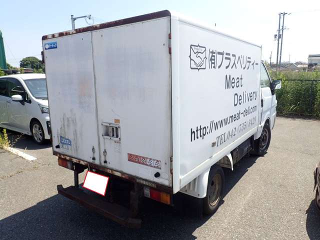 Nissan Vanette 6