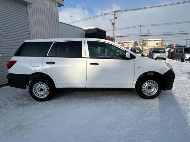 Nissan AD 3