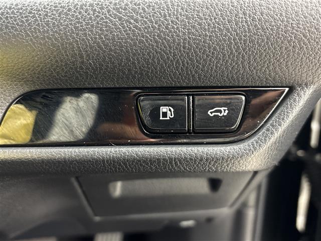 Lexus NX 8