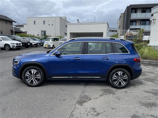Mercedes-Benz GLB 6