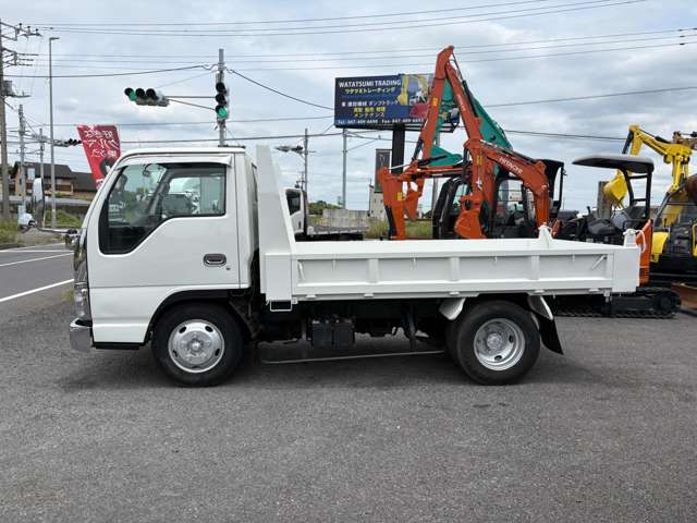 Isuzu Elf 6