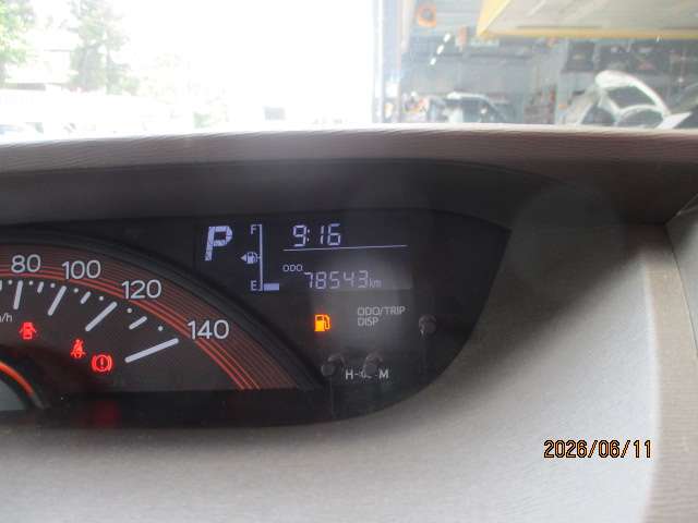 Daihatsu Tanto 12