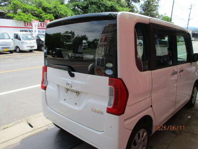 Daihatsu Tanto 5