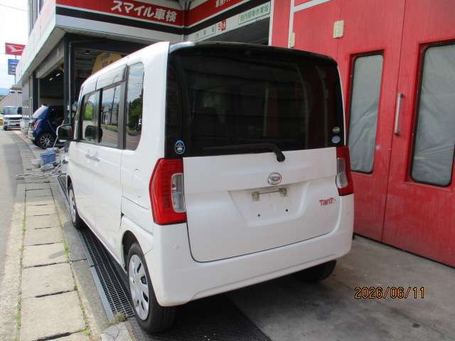 Daihatsu Tanto 6