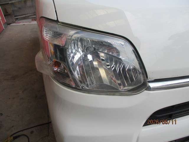 Daihatsu Tanto 9