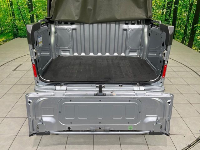 Daihatsu Hijet Deck Van 10