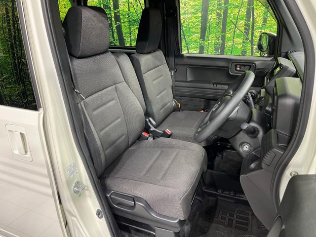 Honda N-VAN 8